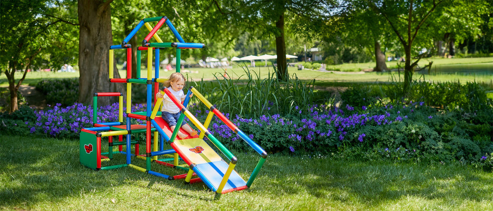 Jungle Gyms and Playhouses since 1979 – QUADRO THE GIANT CONSTRUCTION KIT