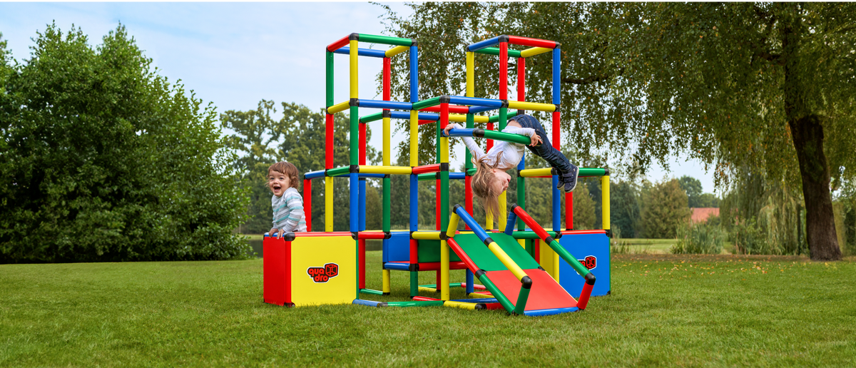 Jungle Gyms and Playhouses since 1979 – QUADRO THE GIANT CONSTRUCTION KIT