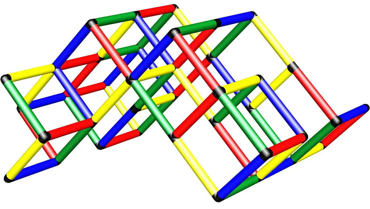 Three-dimensional view of a wide symmetrical QUADRO climbing pyramid